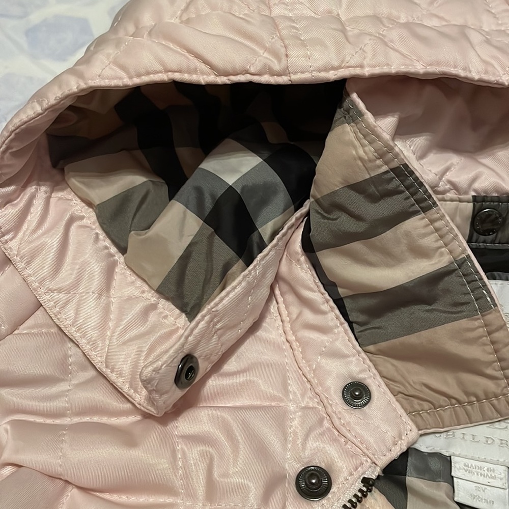 Burberry Girls Toddler 2Y Pink Classic Plaid Reversible Hood Quilted Jacket - Picture 9 of 9